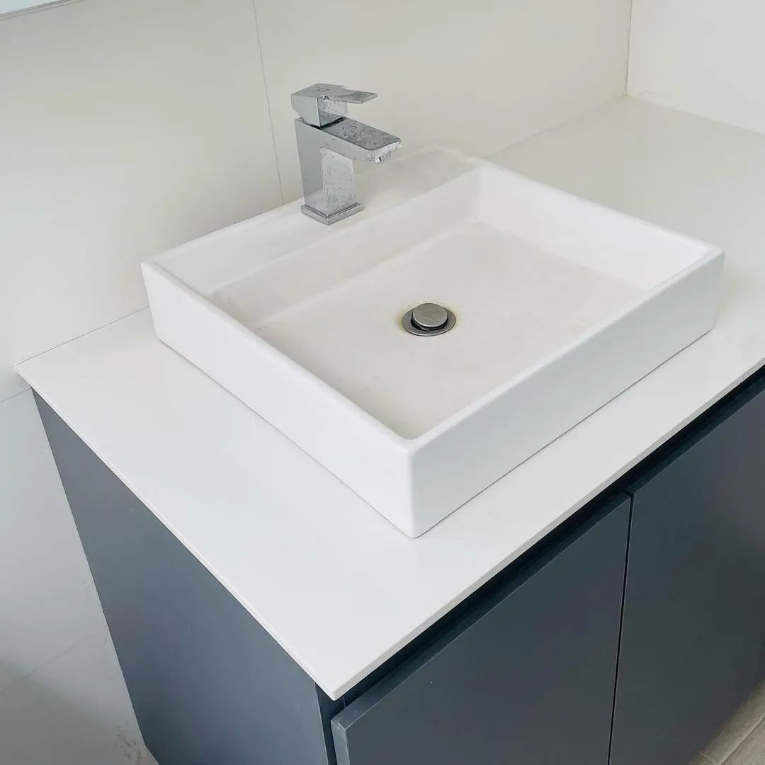 Pure White Polida — Laminart Collection